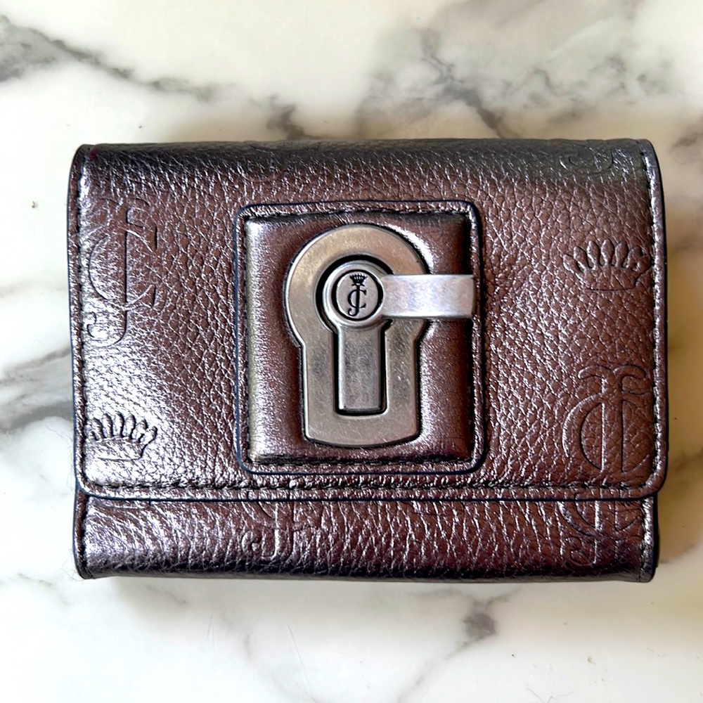 Juicy Couture Twist Lock Wallet